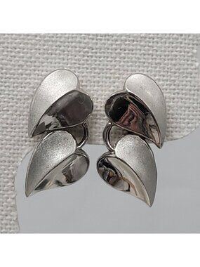 Vtg Crown Trifari Souble Heart Leaf Clip-On Earrings Silver Tone Retro 50s 1.25"